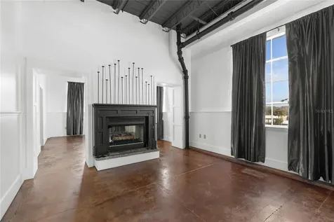 939 N Magnolia Avenue Ocala FL 34475