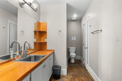 939 N Magnolia Avenue Ocala FL 34475