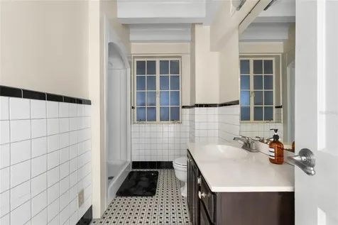 939 N Magnolia Avenue Ocala FL 34475