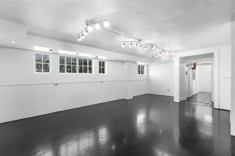 939 N Magnolia Avenue Ocala FL 34475