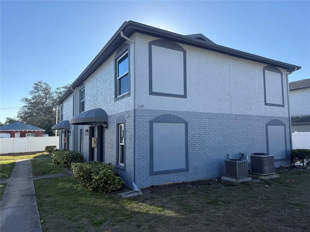 5120 Temple Heights Road Tampa FL 33617
