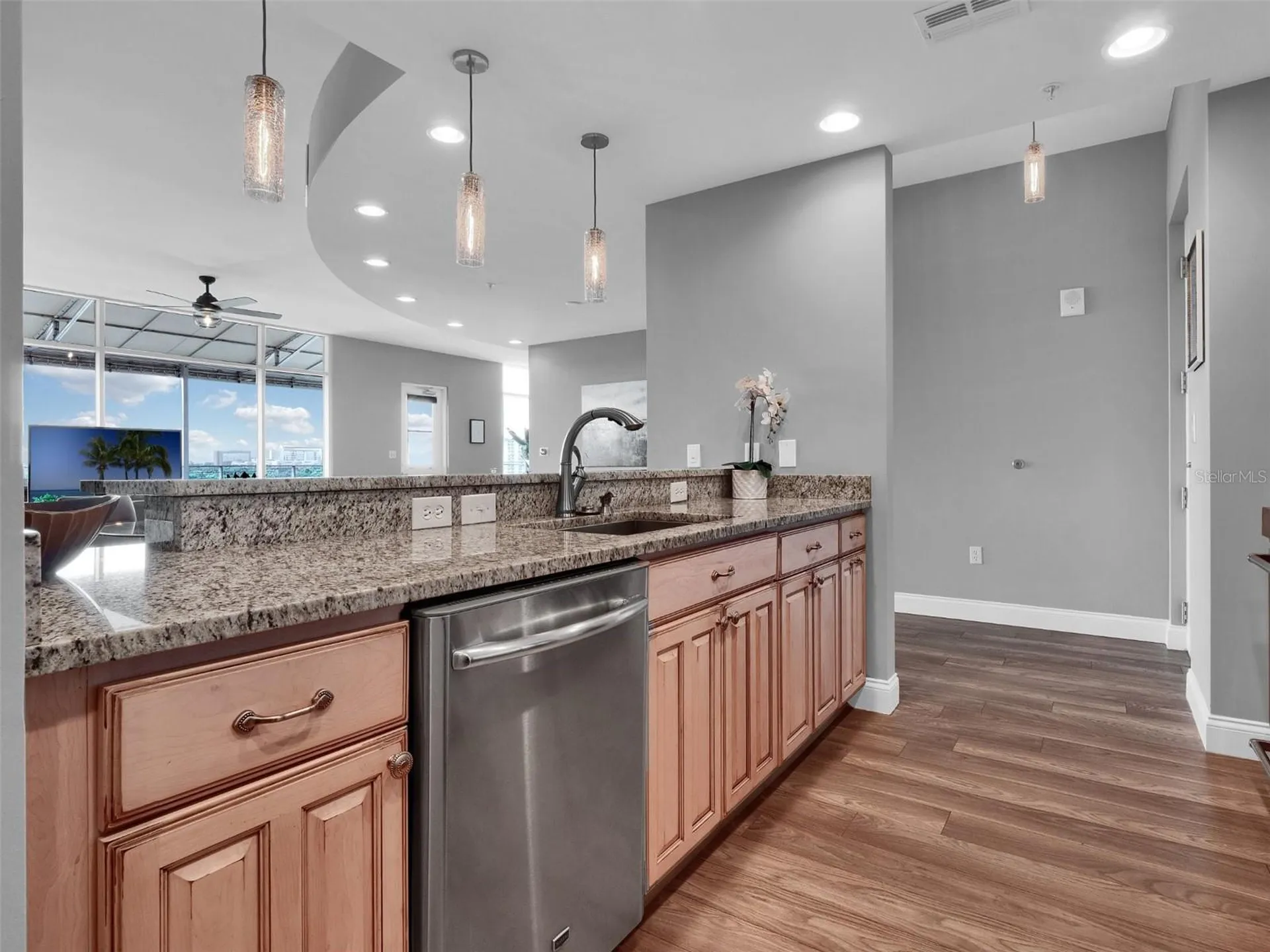 525 E Jackson Street Orlando FL 32801