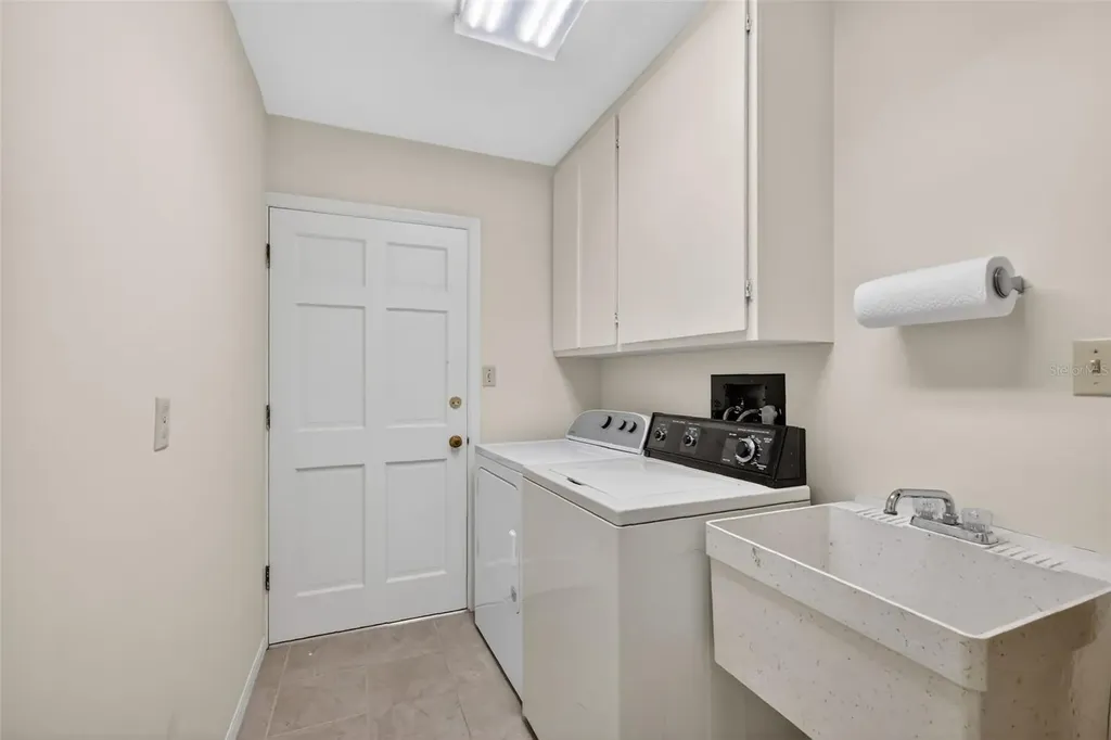 2000 Country Club Drive Eustis FL 32726