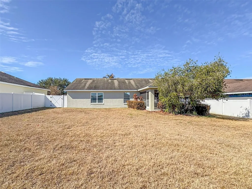 8755 Fort Socrum Village Way Lakeland FL 33810