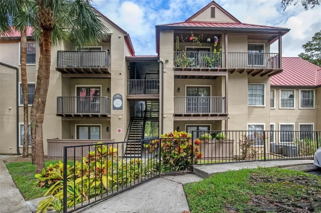 236 Afton Square Altamonte Springs FL 32714