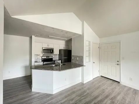 236 Afton Square Altamonte Springs FL 32714