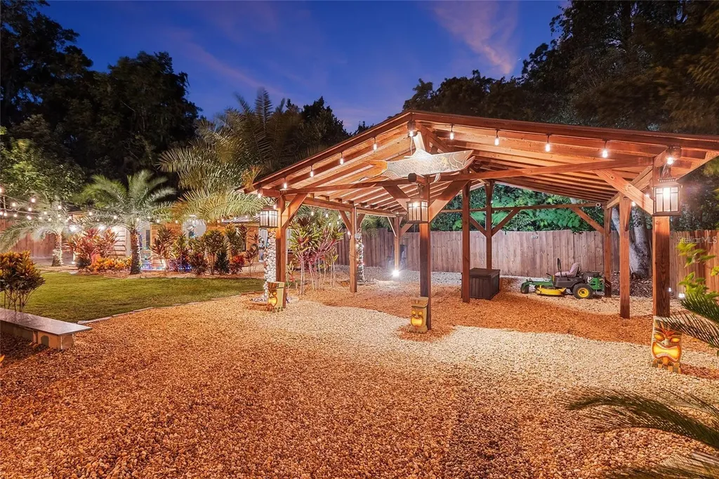 44 SE 9th Terrace Ocala FL 34471