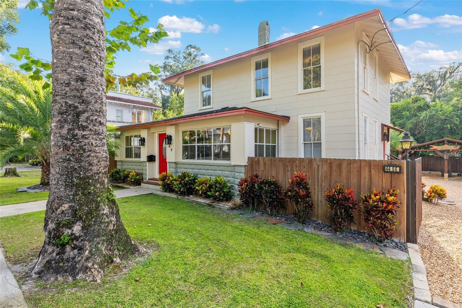 44 SE 9th Terrace Ocala FL 34471