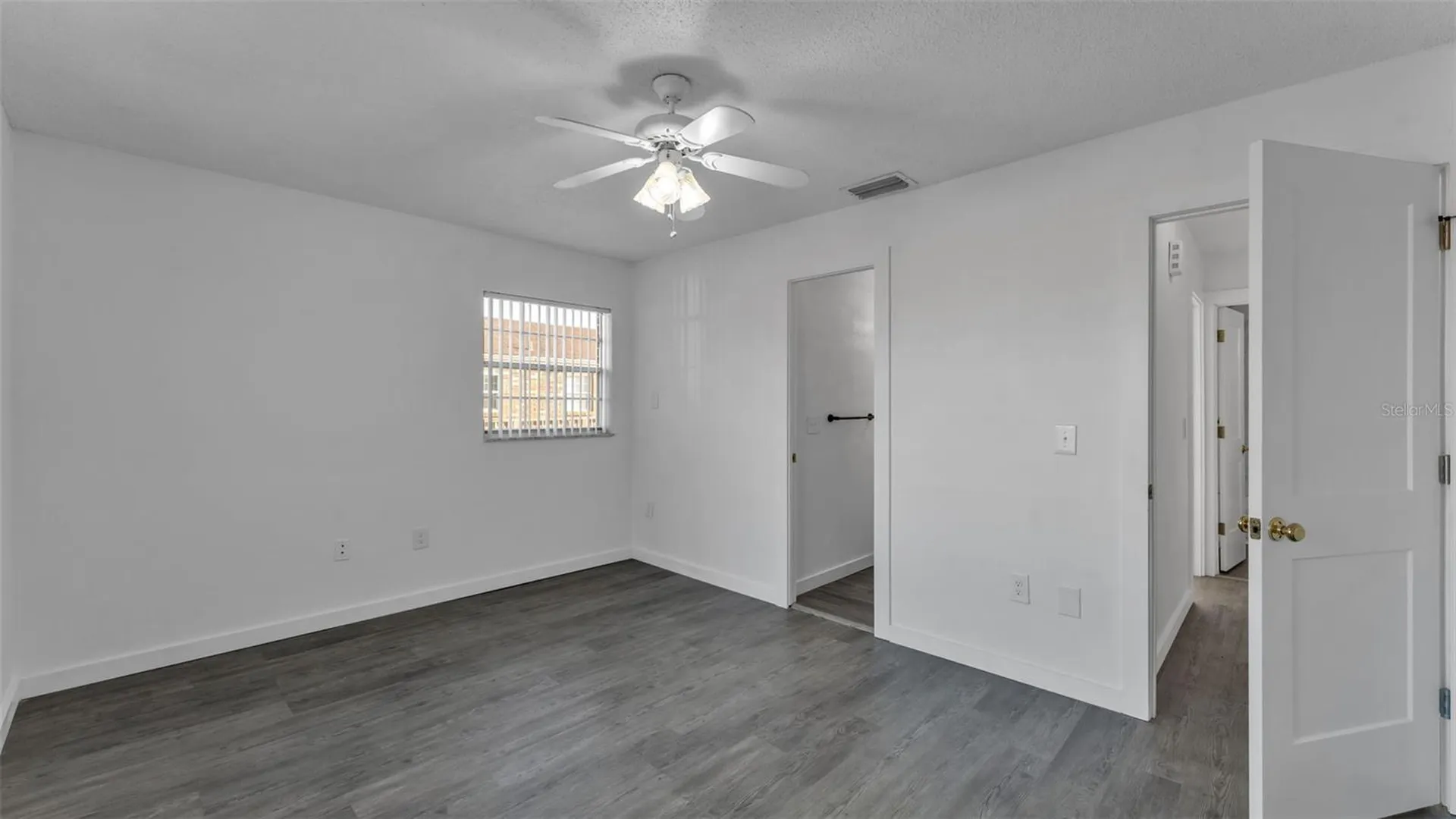 1920 E Edgewood Drive Lakeland FL 33803