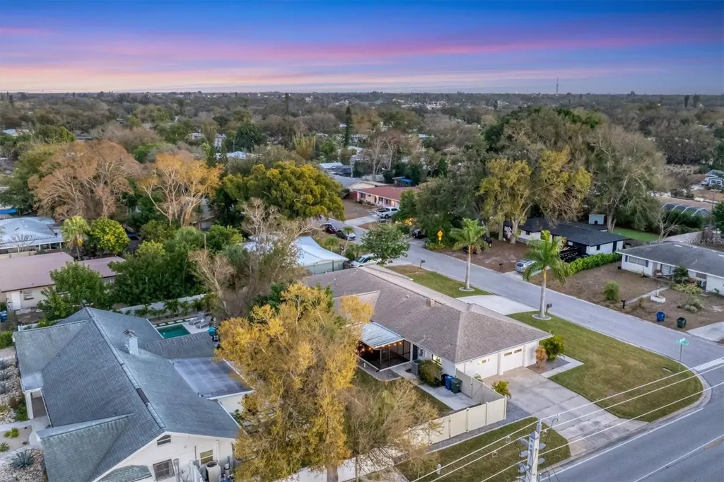 2411 Valencia Drive Sarasota FL 34239