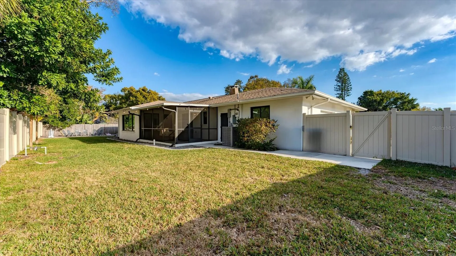 2411 Valencia Drive Sarasota FL 34239