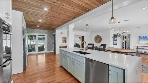 2411 Valencia Drive Sarasota FL 34239