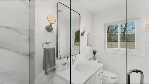 2411 Valencia Drive Sarasota FL 34239