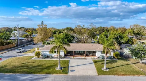 2411 Valencia Drive Sarasota FL 34239