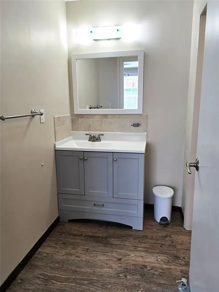 533 S Glenwood Avenue Clearwater FL 33756
