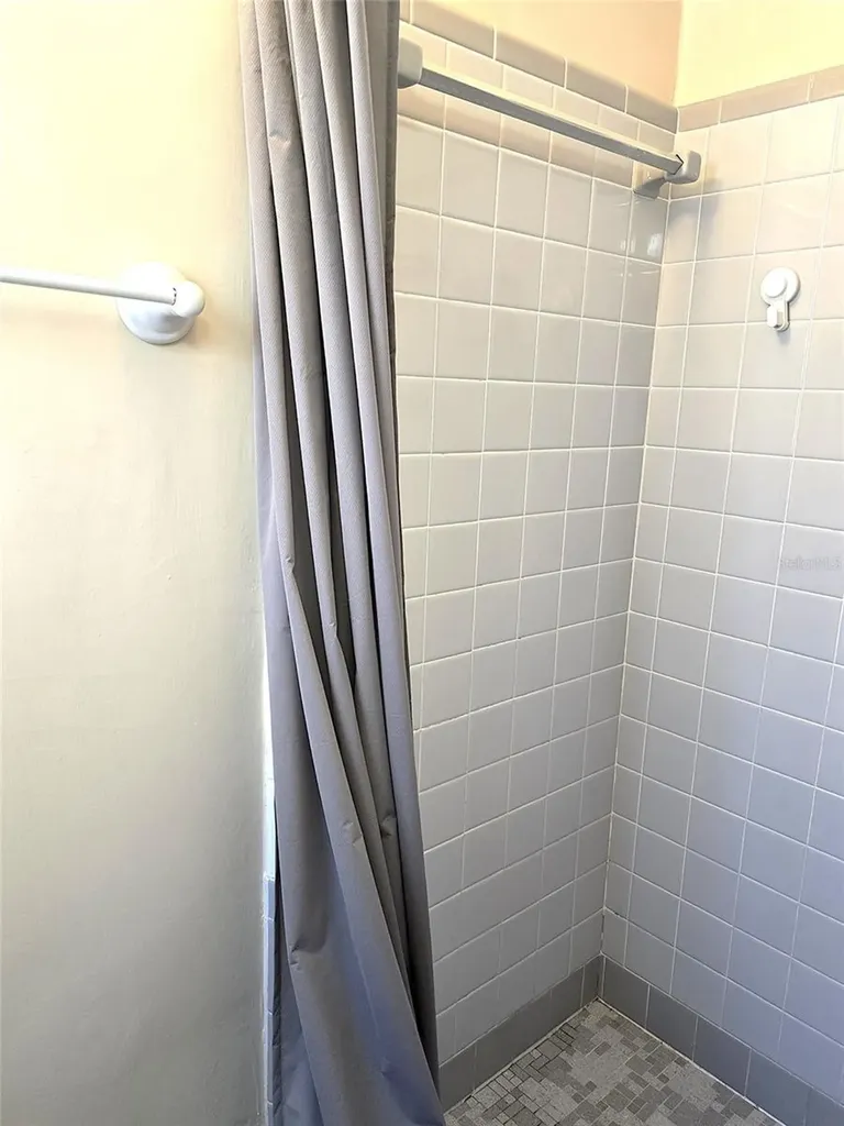533 S Glenwood Avenue Clearwater FL 33756
