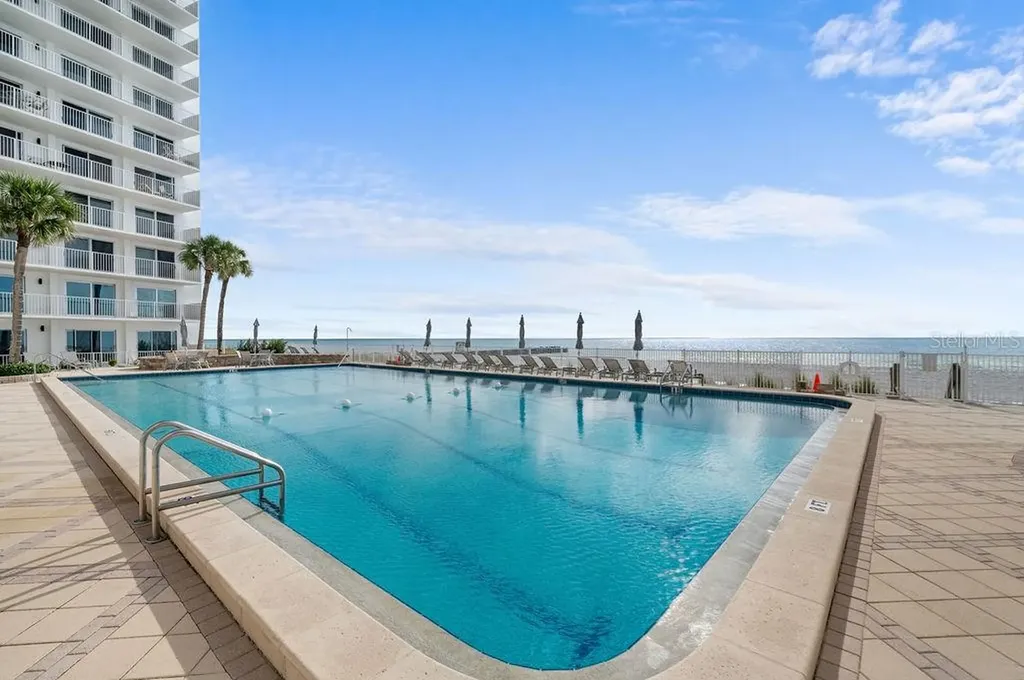 2295 Gulf Of Mexico Drive Longboat Key FL 34228