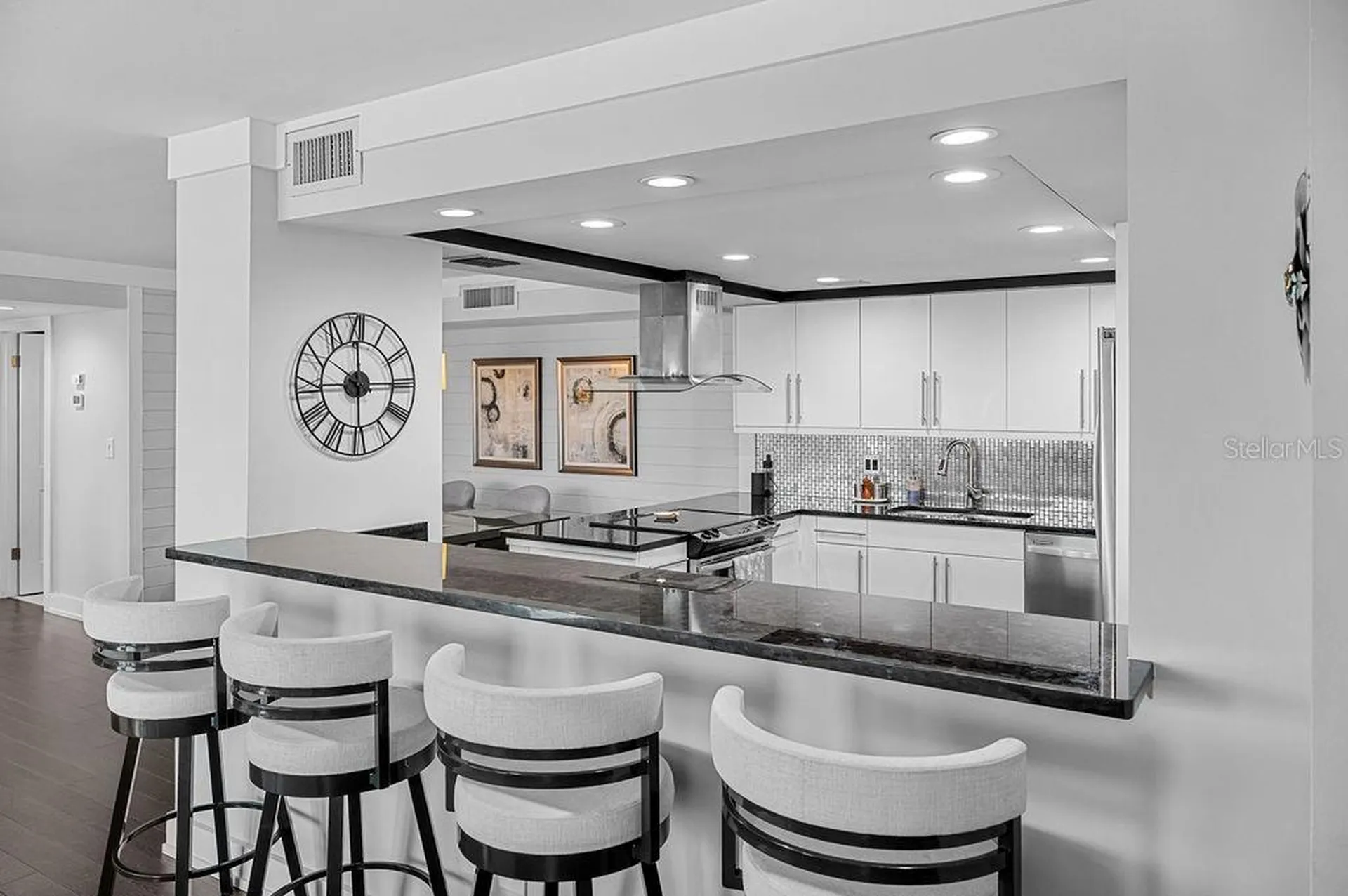 2295 Gulf Of Mexico Drive Longboat Key FL 34228