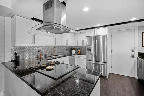 2295 Gulf Of Mexico Drive Longboat Key FL 34228