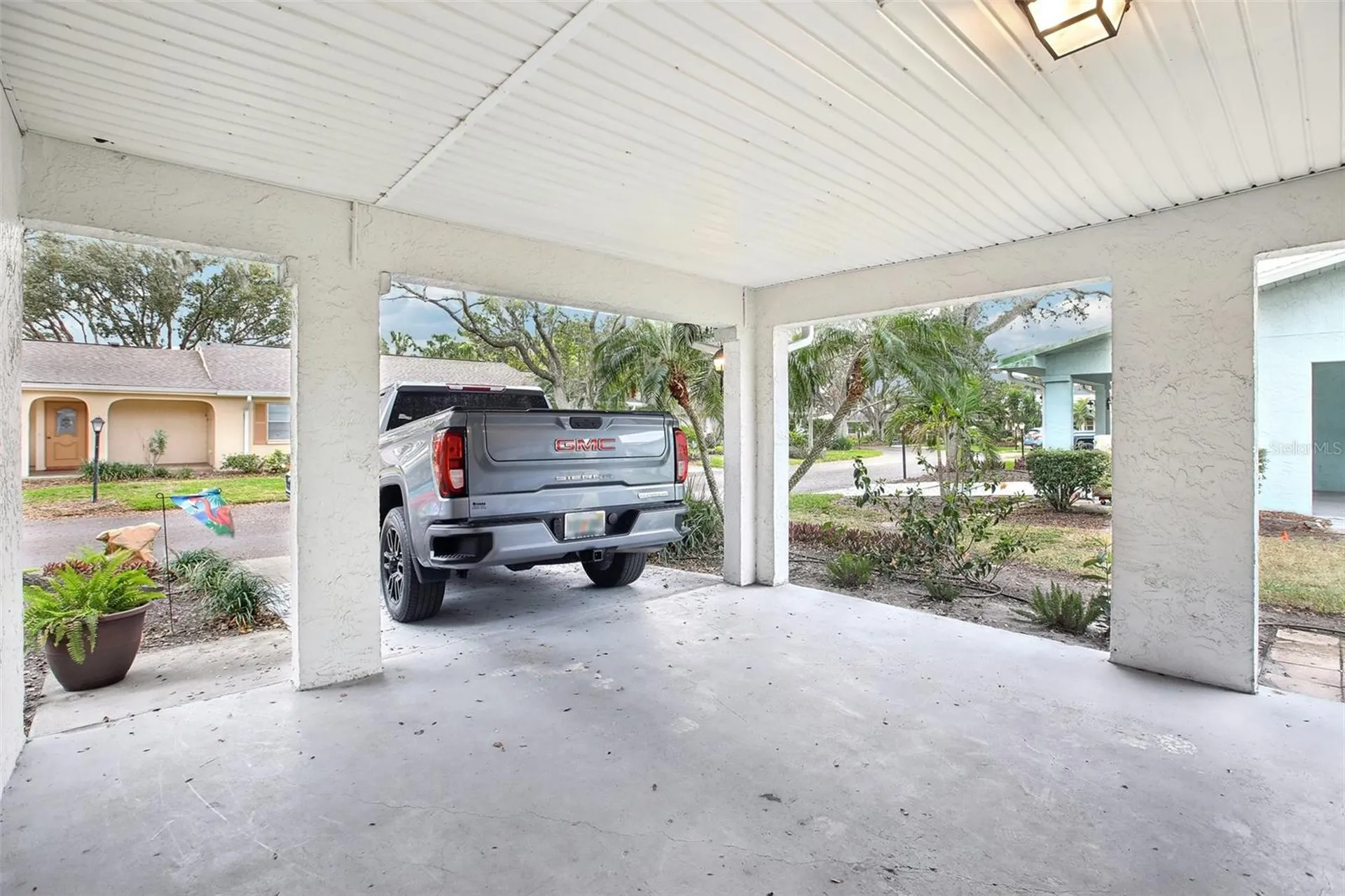 1015 Harefield Circle Sun City Center FL 33573