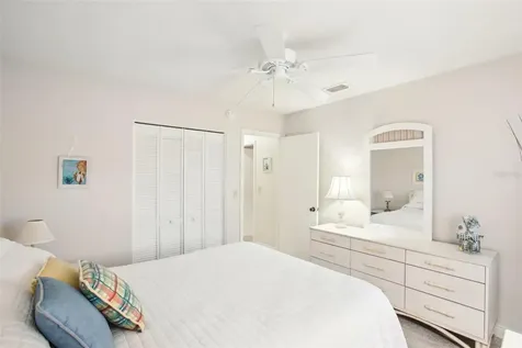 1015 Harefield Circle Sun City Center FL 33573