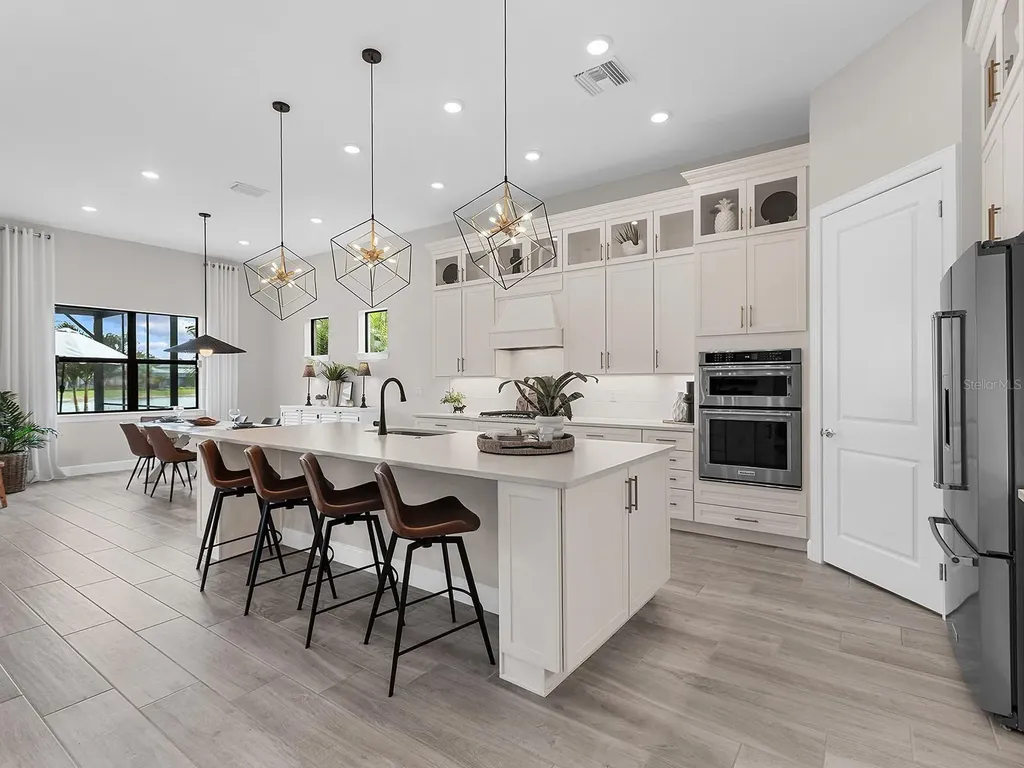 716 Sigsbee Loop Sarasota FL 34240