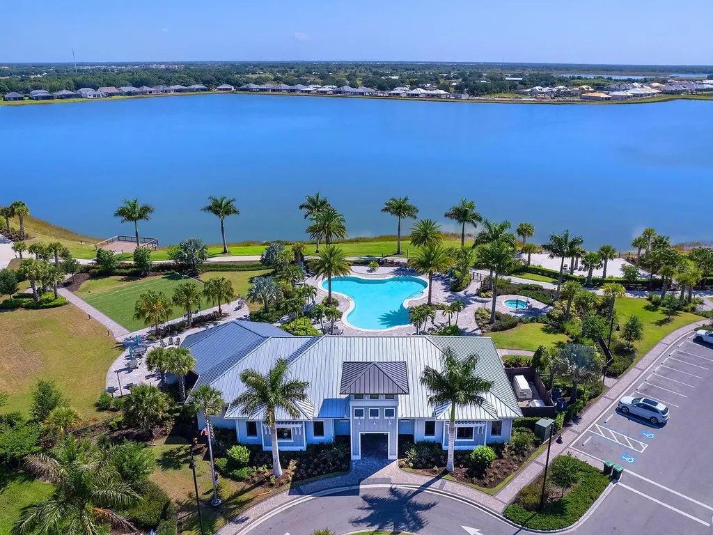 716 Sigsbee Loop Sarasota FL 34240