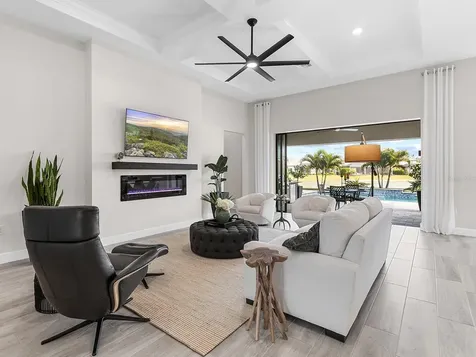 716 Sigsbee Loop Sarasota FL 34240