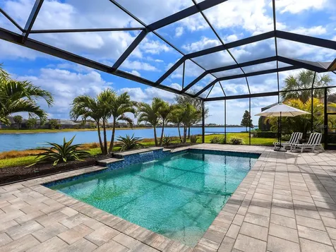 716 Sigsbee Loop Sarasota FL 34240