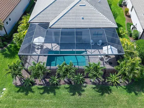 716 Sigsbee Loop Sarasota FL 34240