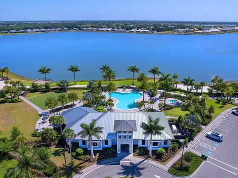 716 Sigsbee Loop Sarasota FL 34240
