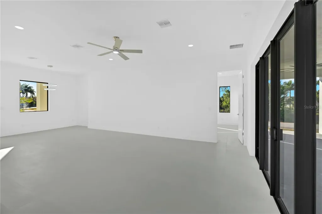 10065 Memphis Street Port Charlotte FL 33981