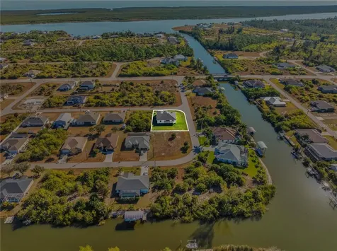 10065 Memphis Street Port Charlotte FL 33981