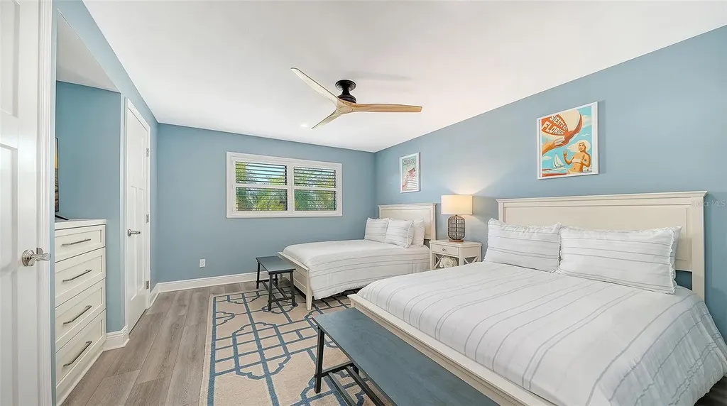 5780 Midnight Pass Road Sarasota FL 34242
