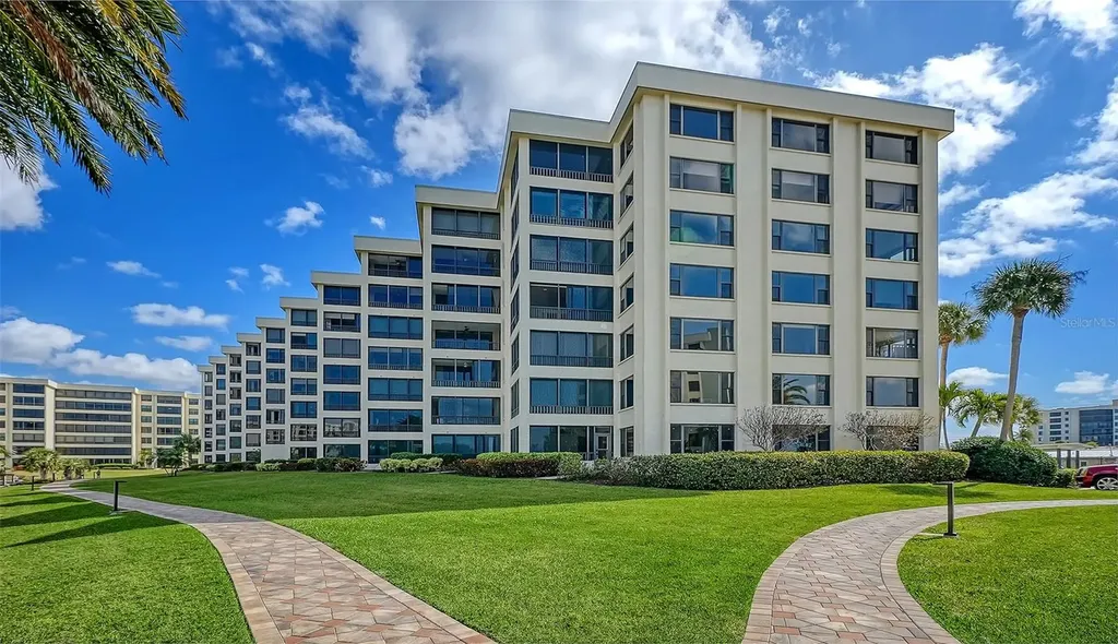 5780 Midnight Pass Road Sarasota FL 34242
