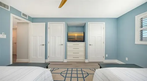 5780 Midnight Pass Road Sarasota FL 34242