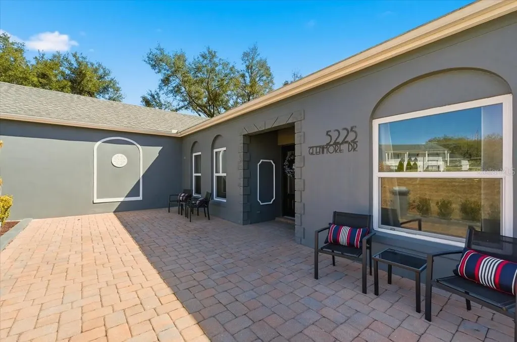 5225 Glenmore Drive Lakeland FL 33813