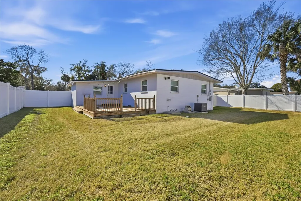 2051 Green Street South Daytona FL 32119