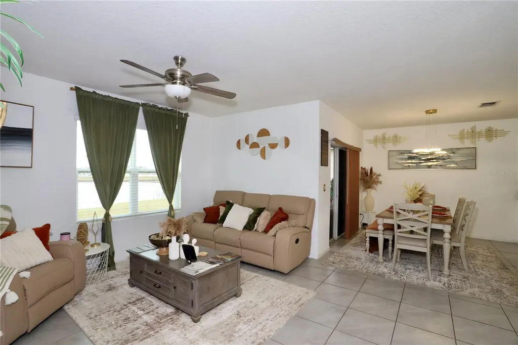 3332 Logan Berry Drive Mount Dora FL 32757