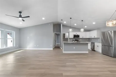 3421 Vivian Avenue North Port FL 34288