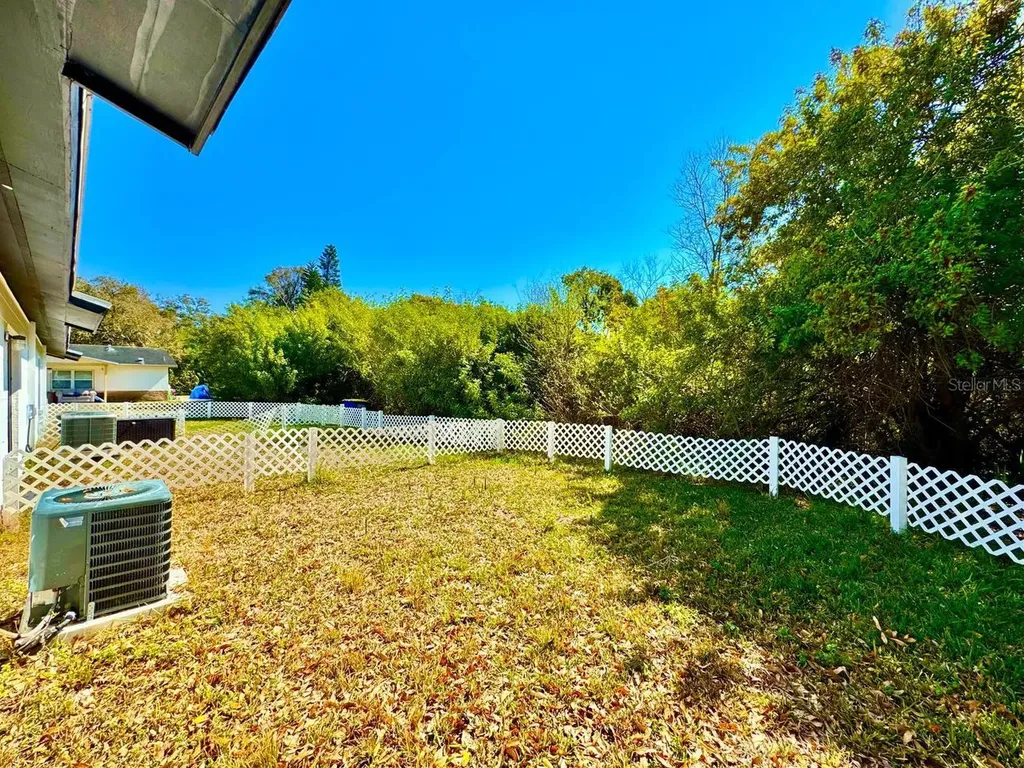 625 Wildwood Way Clearwater FL 33756