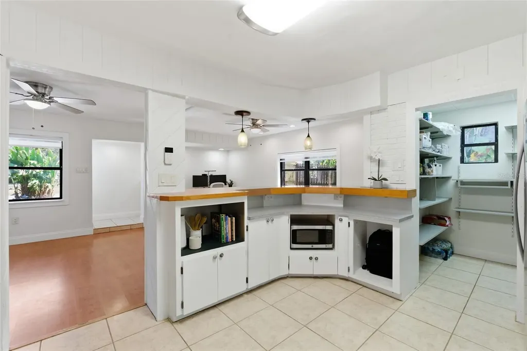 6960 52nd Way N Pinellas Park FL 33781