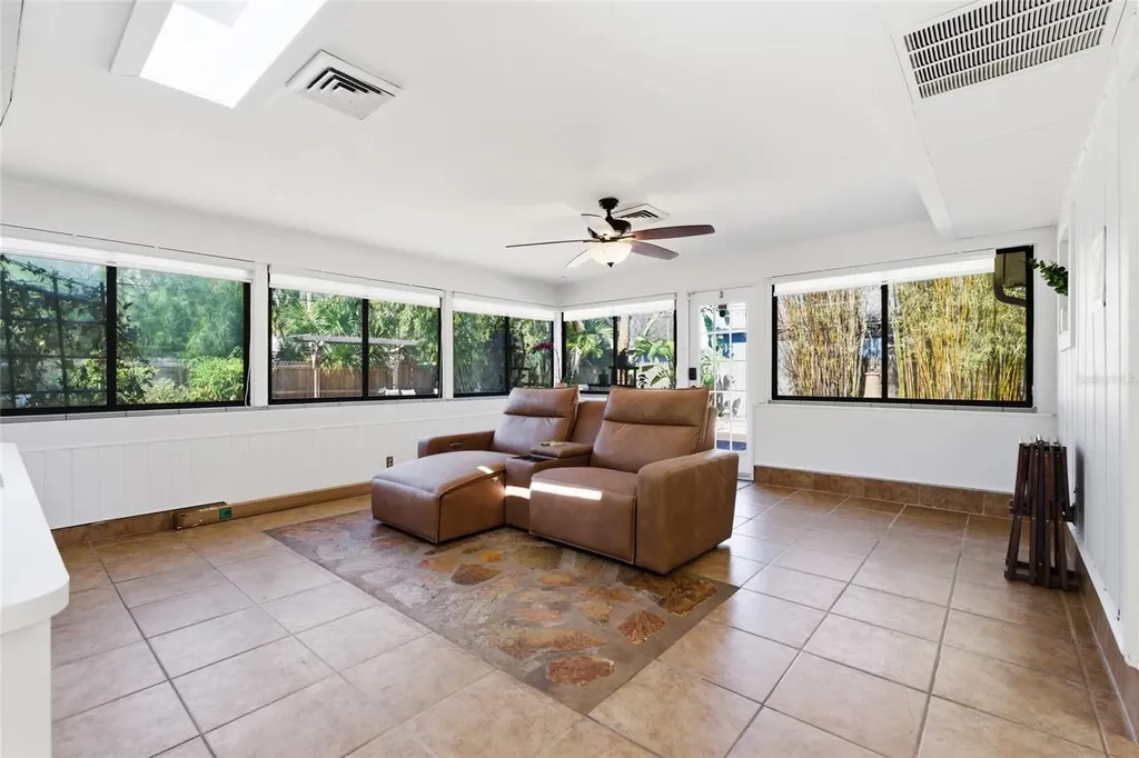 6960 52nd Way N Pinellas Park FL 33781