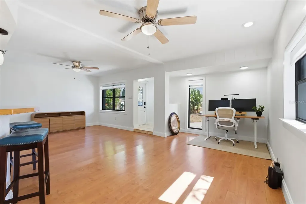 6960 52nd Way N Pinellas Park FL 33781