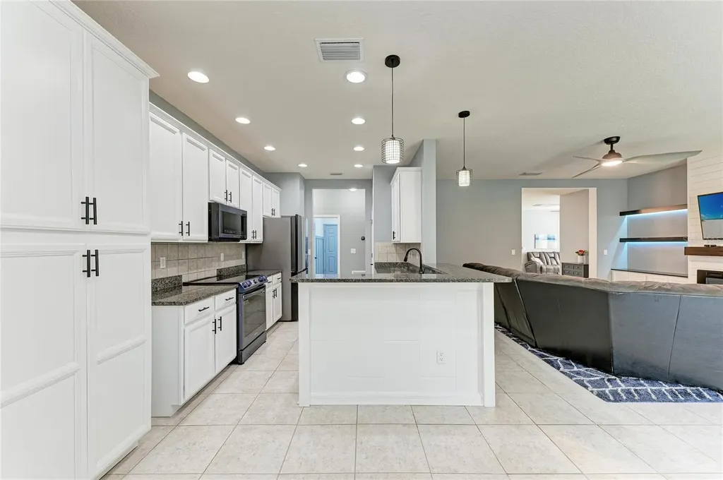 8005 115th Avenue E Parrish FL 34219
