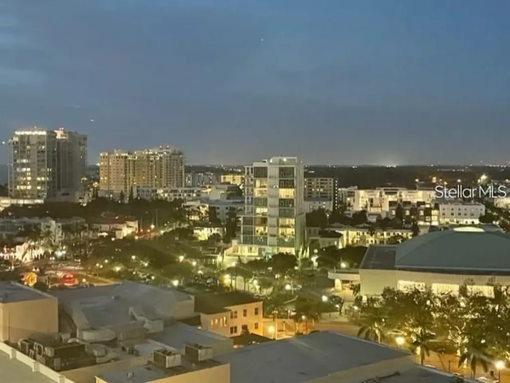 1350 Main Street Sarasota FL 34236