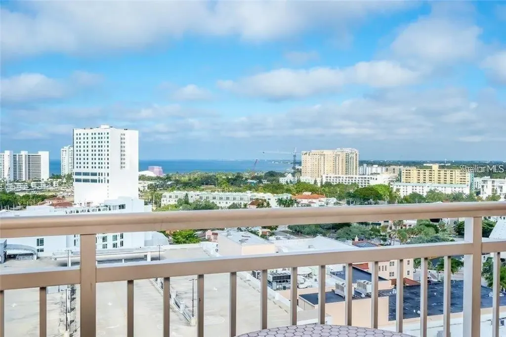 1350 Main Street Sarasota FL 34236