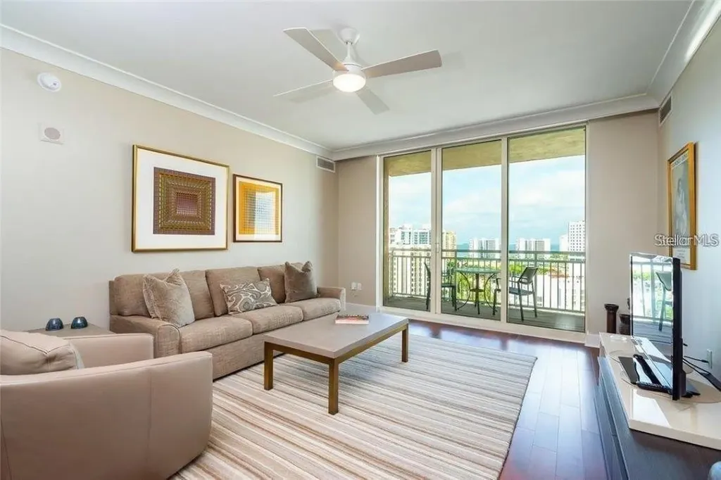 1350 Main Street Sarasota FL 34236