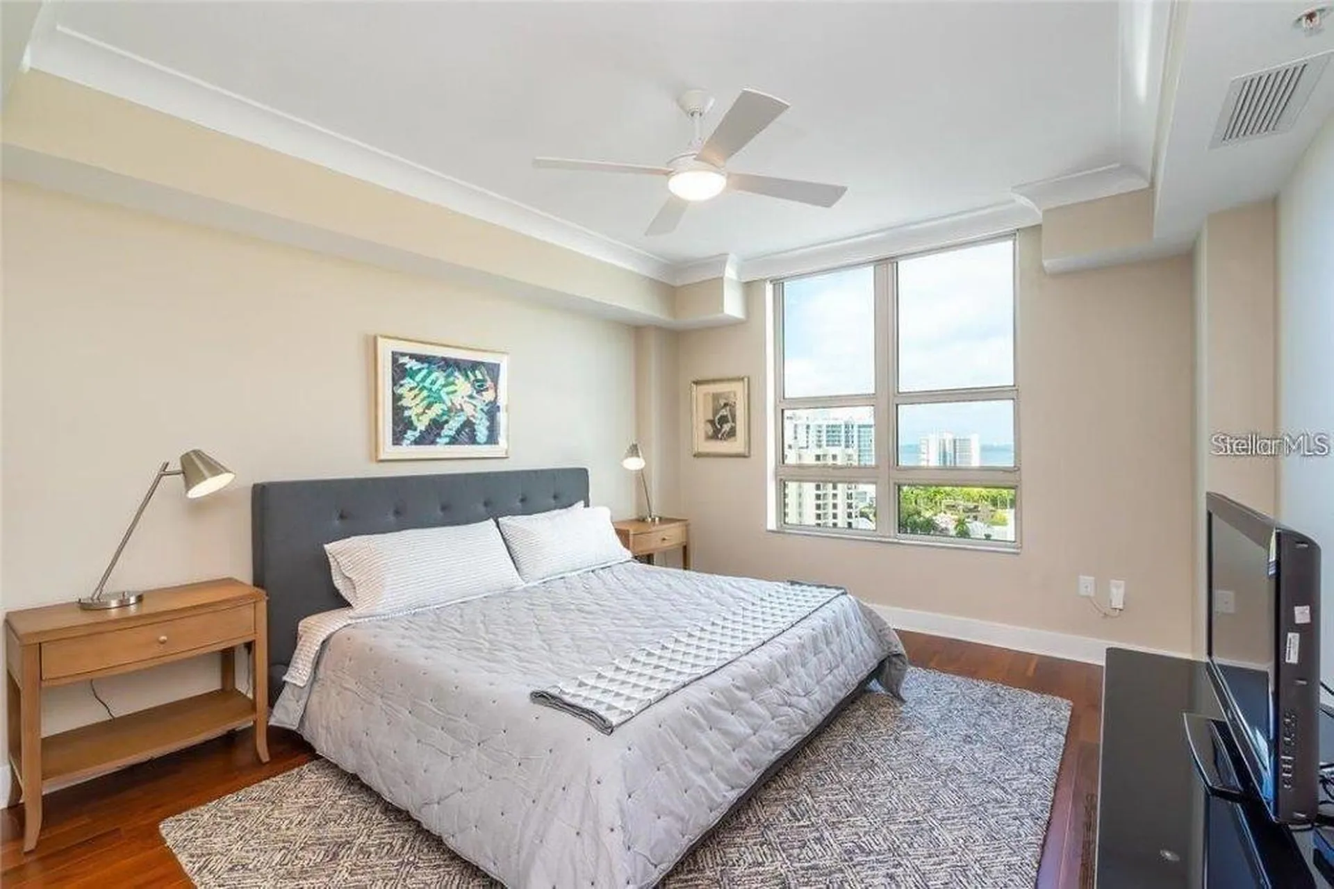 1350 Main Street Sarasota FL 34236