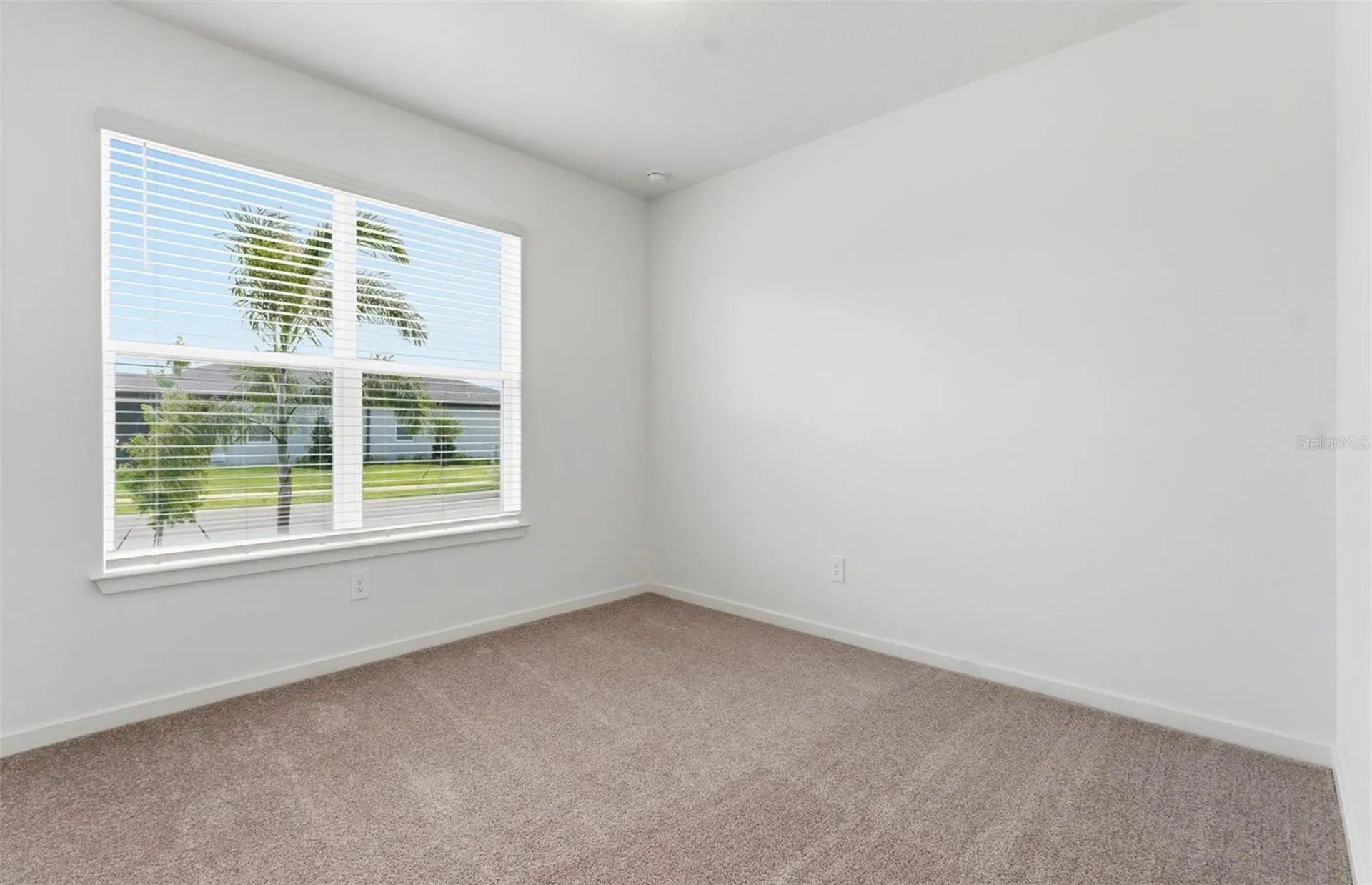 9821 Redwood Heights Loop Thonotosassa FL 33592